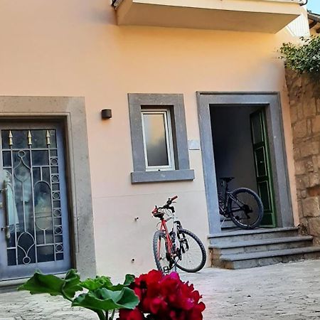 Al22 Di Piazza Del Gesu Hotel Витербо Екстериор снимка